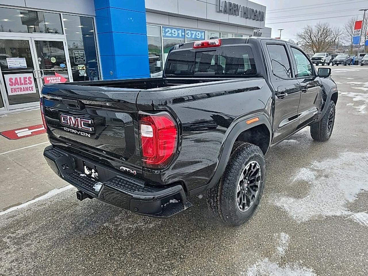 2026 GMC Canyon AT4 Photo2