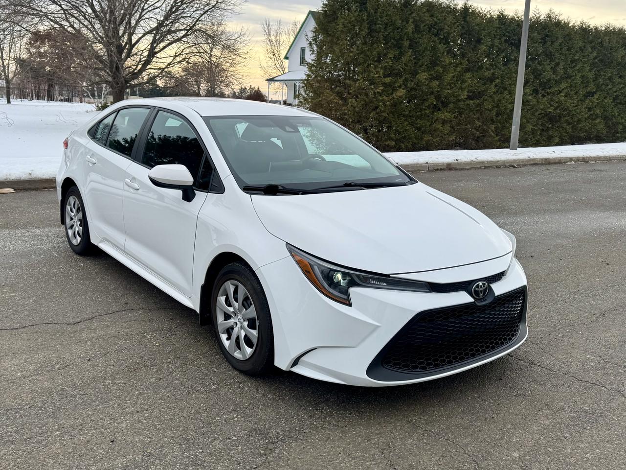 2020 Toyota Corolla LE - CERTIFIED Photo