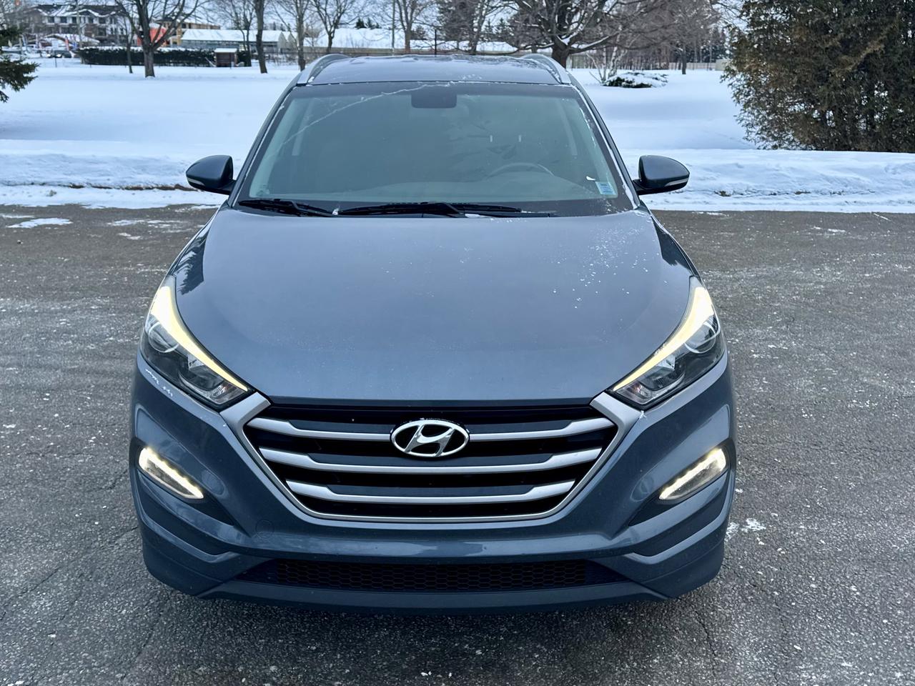 2017 Hyundai Tucson AWD  2.0L PREMIUM Photo