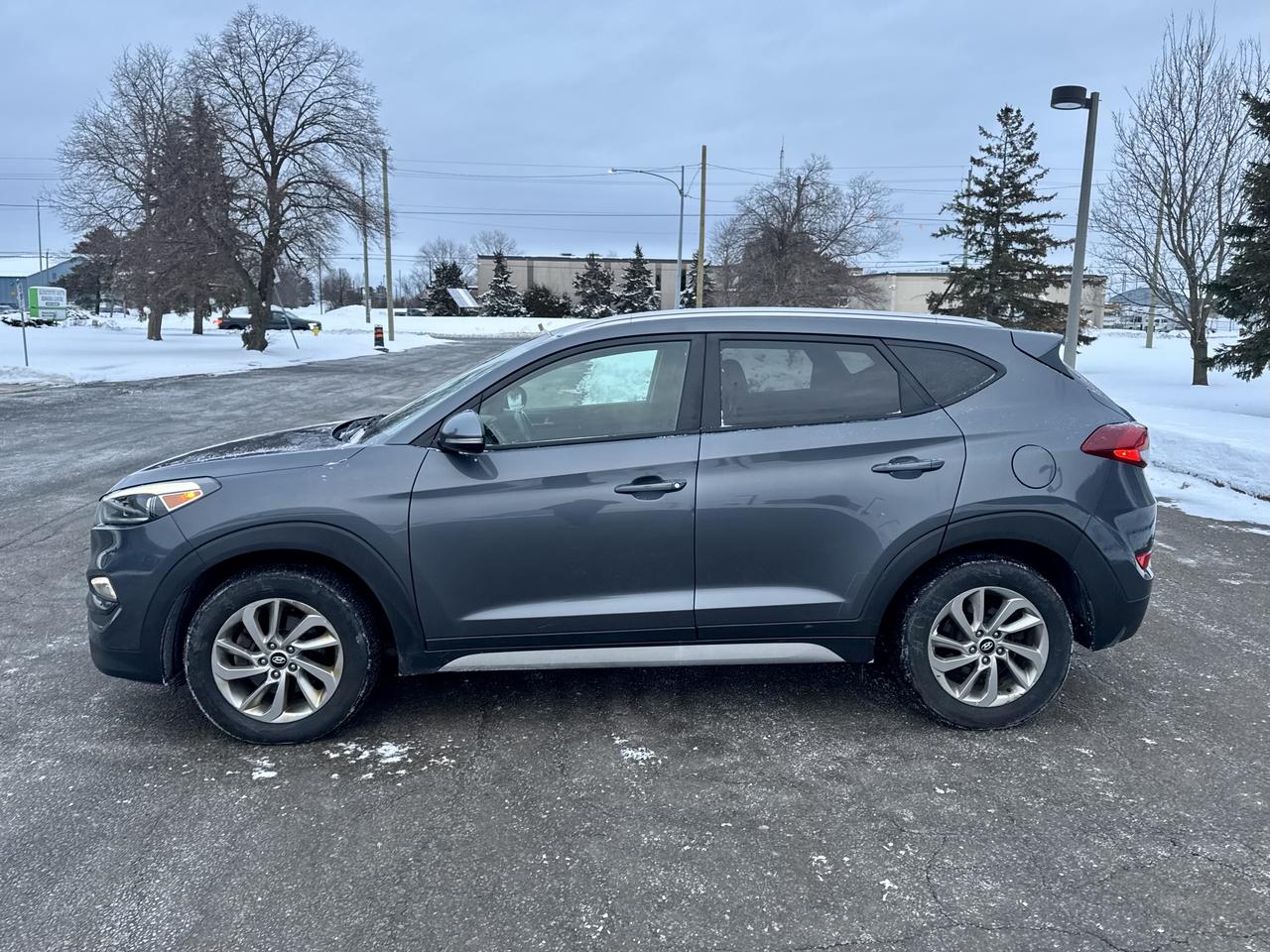 2017 Hyundai Tucson AWD  2.0L PREMIUM Photo