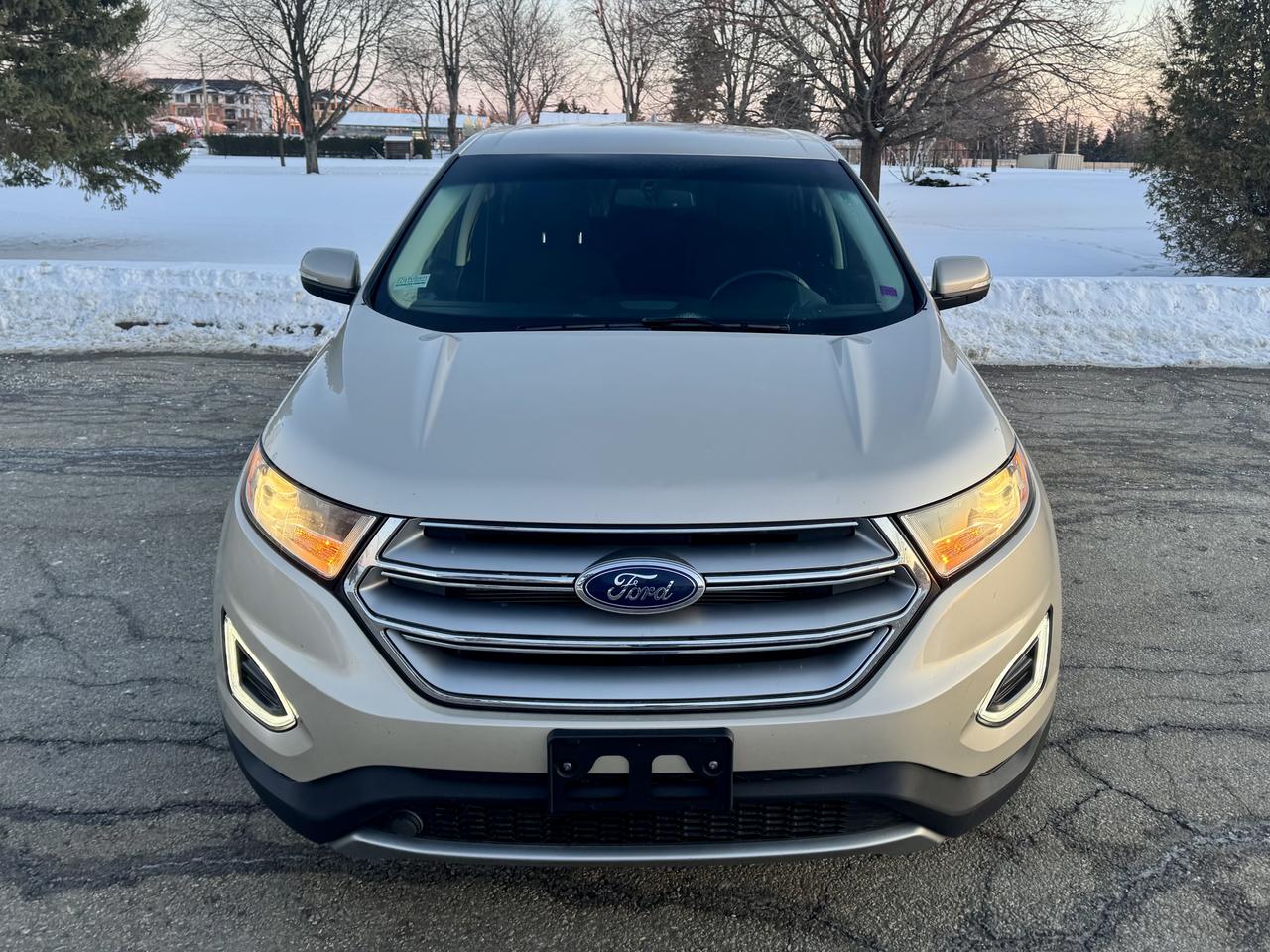 2017 Ford Edge SEL Photo4