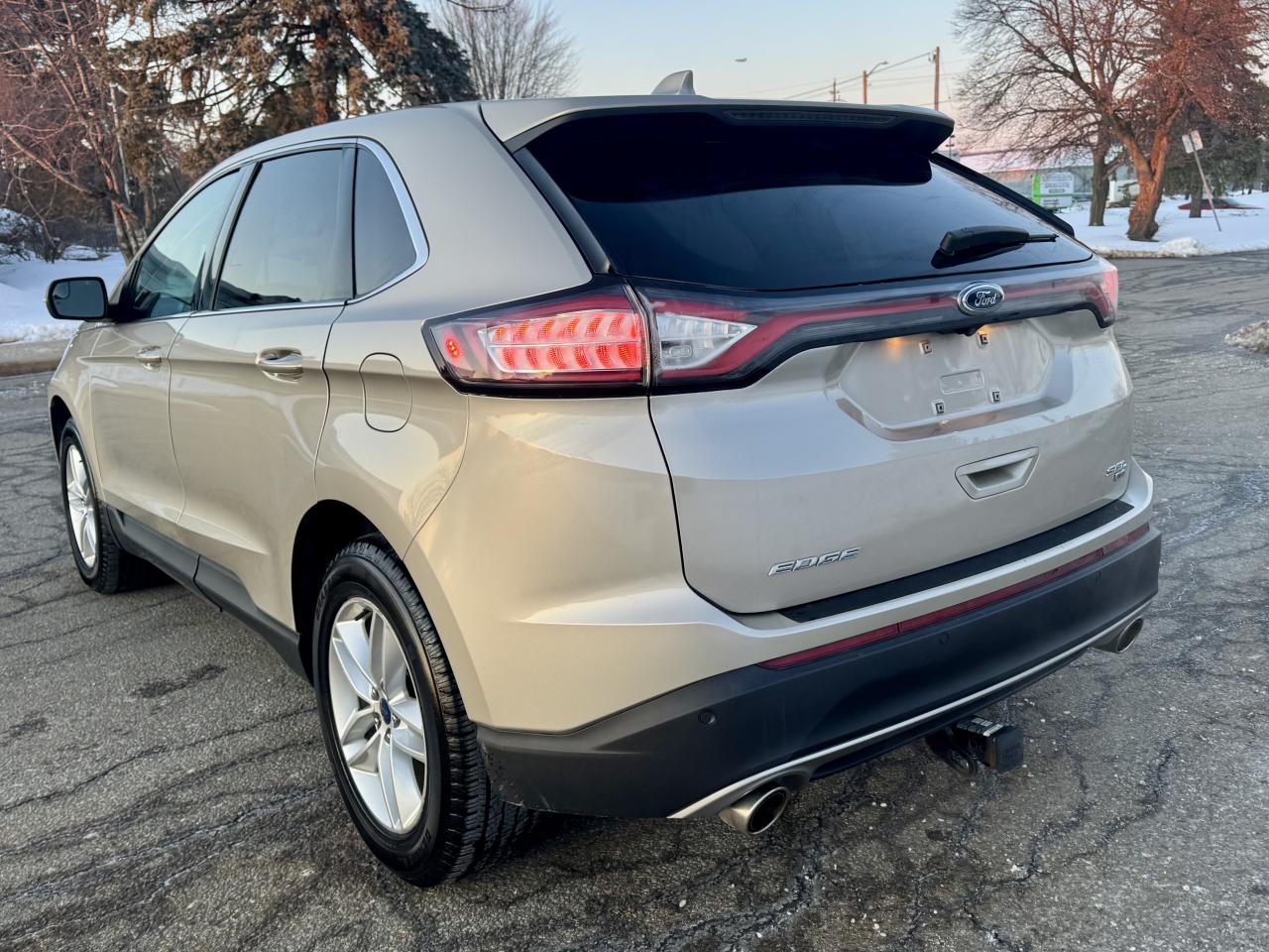 2017 Ford Edge SEL Photo