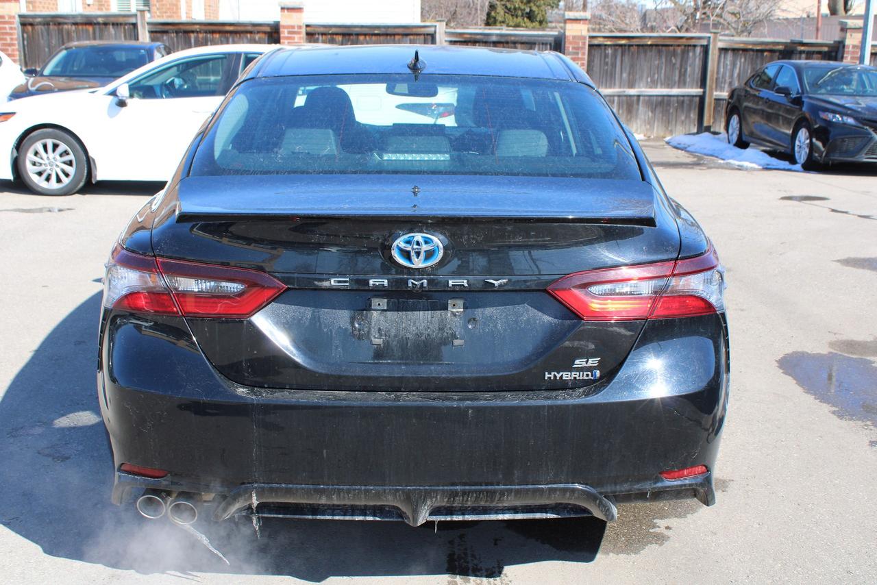 2024 Toyota Camry Hybrid SE Auto Photo