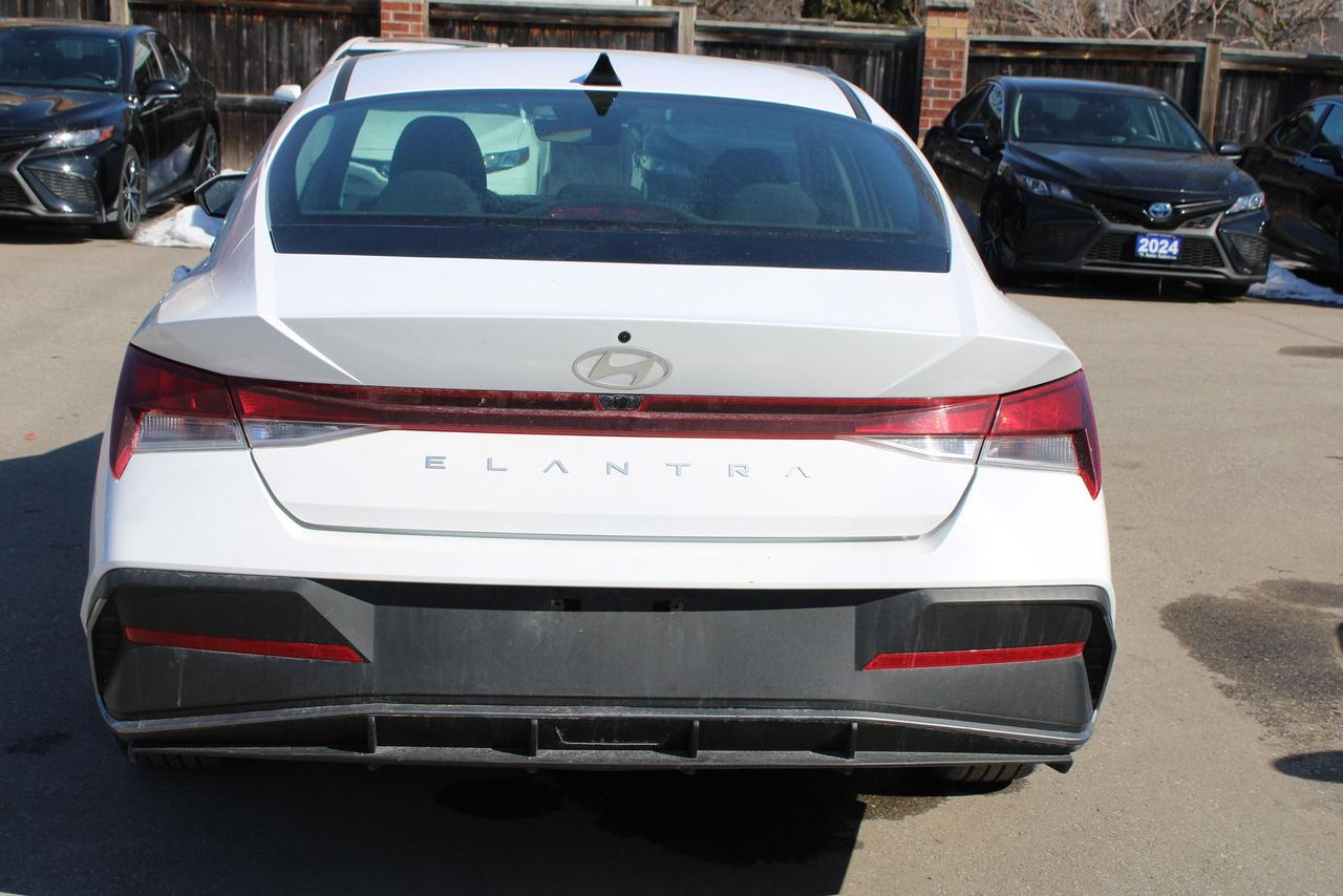 2024 Hyundai Elantra Preferred Photo2