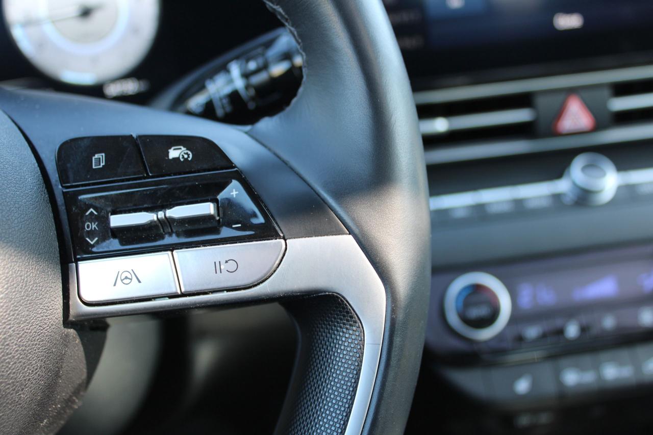 2024 Hyundai Elantra Preferred Photo