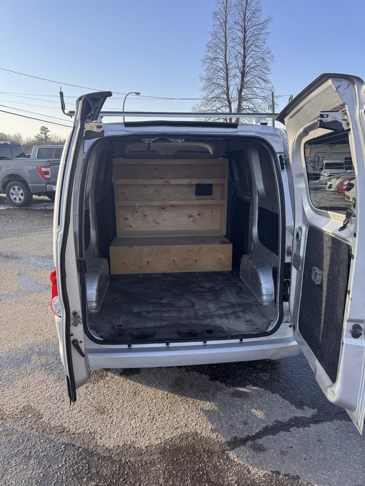 2017 Chevrolet City Express LS Photo