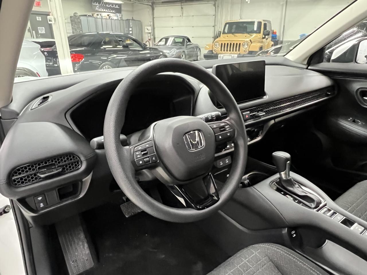 2026 Honda HR-V LX 2WD CVT Photo