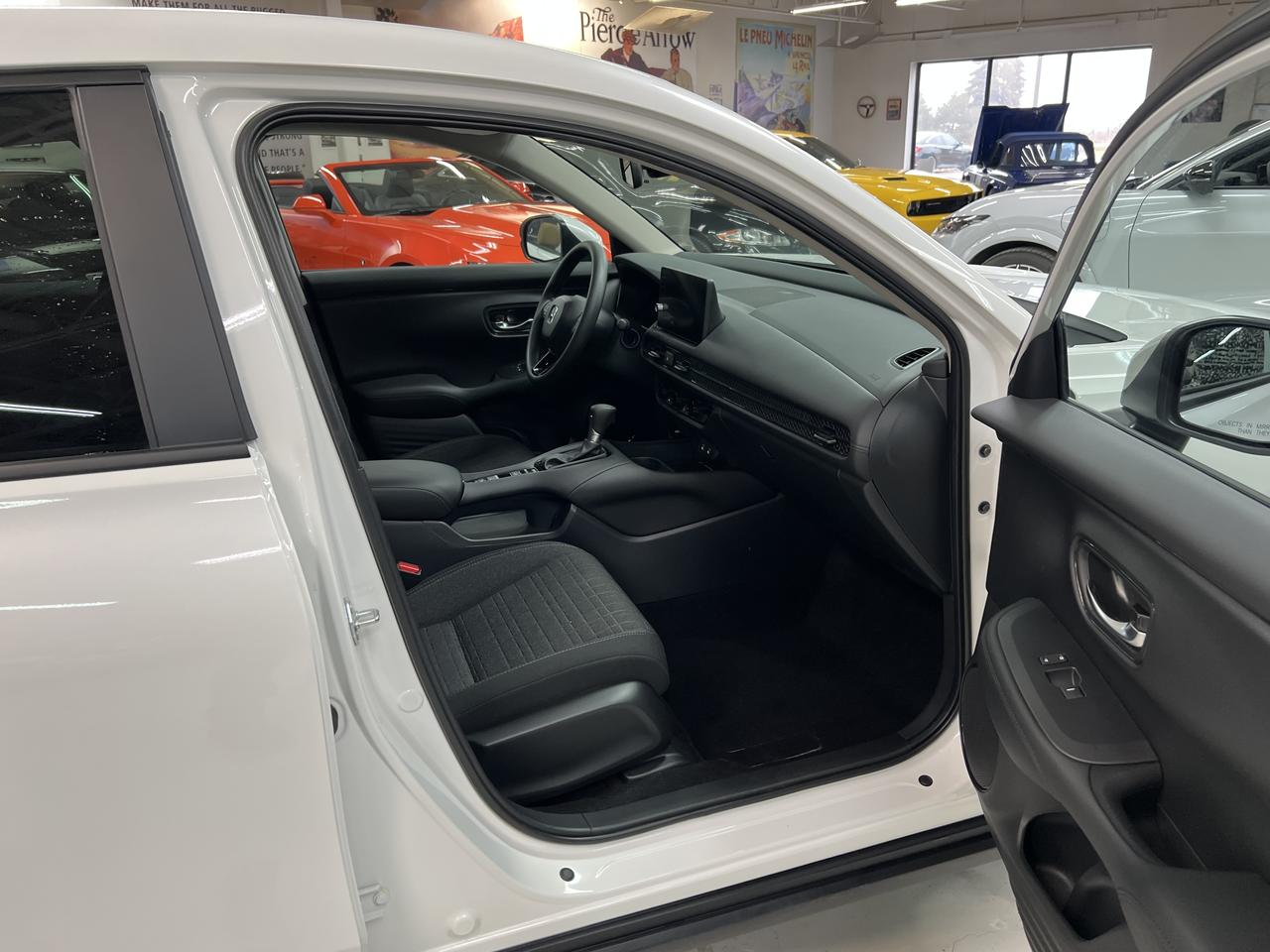 2026 Honda HR-V LX 2WD CVT Photo