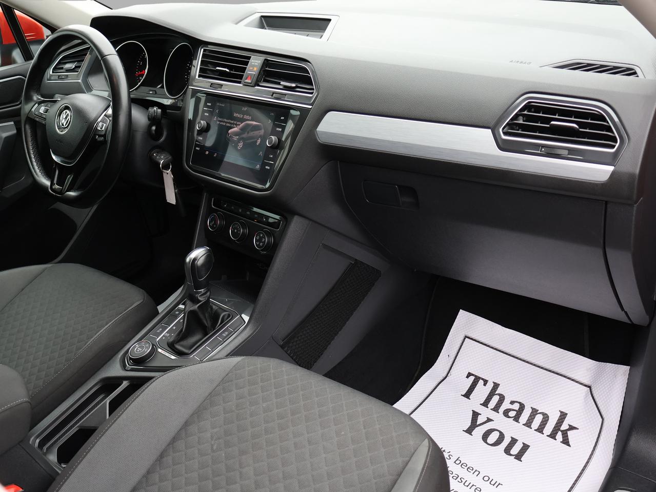 2018 Volkswagen Tiguan TRENDLINE AWD CERTIFIED *ACCIDENT FREE* CAMERA BLUETOOTH HEATED SEATS CRUISE ALLOYS Photo
