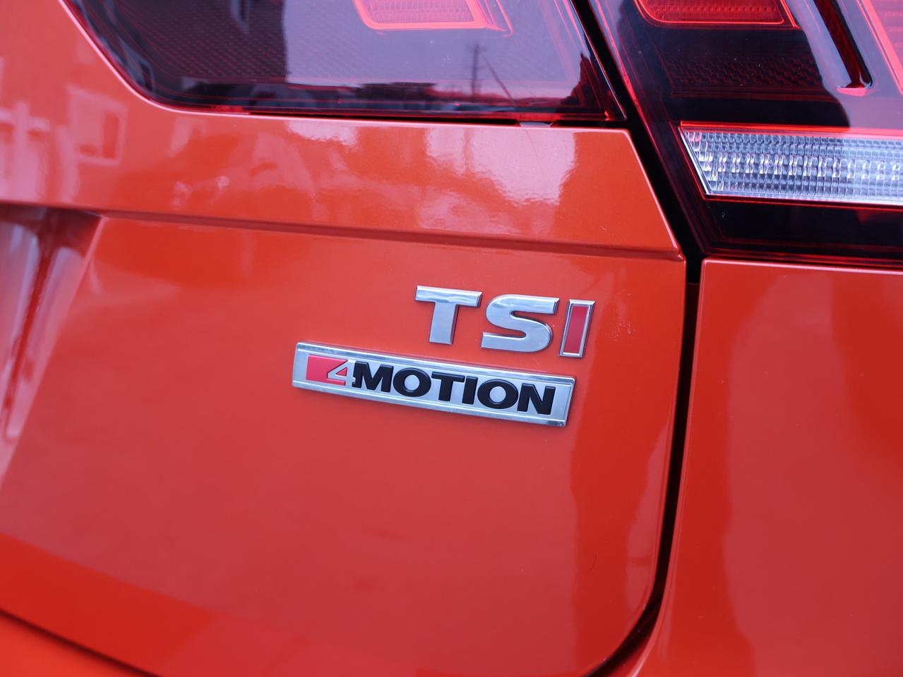 2018 Volkswagen Tiguan TRENDLINE AWD CERTIFIED *ACCIDENT FREE* CAMERA BLUETOOTH HEATED SEATS CRUISE ALLOYS Photo