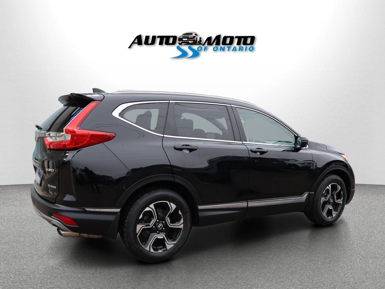 2019 Honda CR-V TOURING AWD CERTIFIED *ACCIDENT FREE*HONDA MAINTAIN* CAMERA NAV BLUETOOTH LEATHER HEATED SEATS PANO ROOF CRUISE ALLOYS Photo