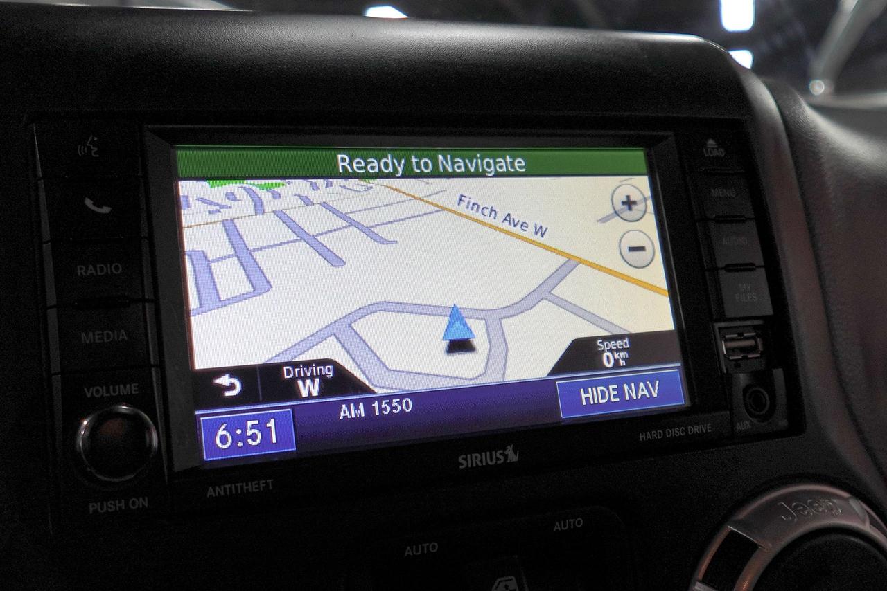 2012 Jeep Wrangler 4WD 4DR SAHARA - NAV, REMOTE START, HEATED SEATS Photo