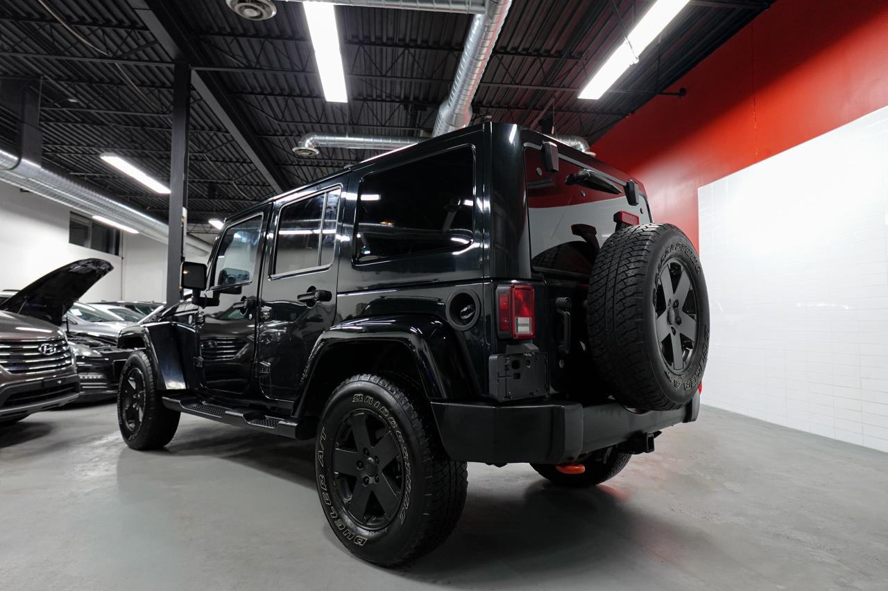 2012 Jeep Wrangler 4WD 4DR SAHARA - NAV, REMOTE START, HEATED SEATS Photo