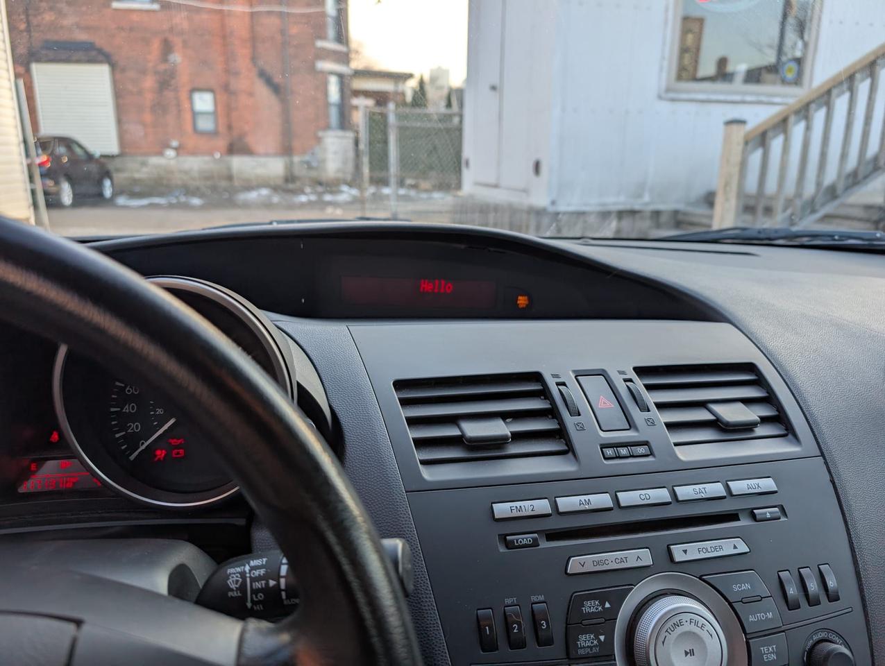 2011 Mazda MAZDA3 GX Photo