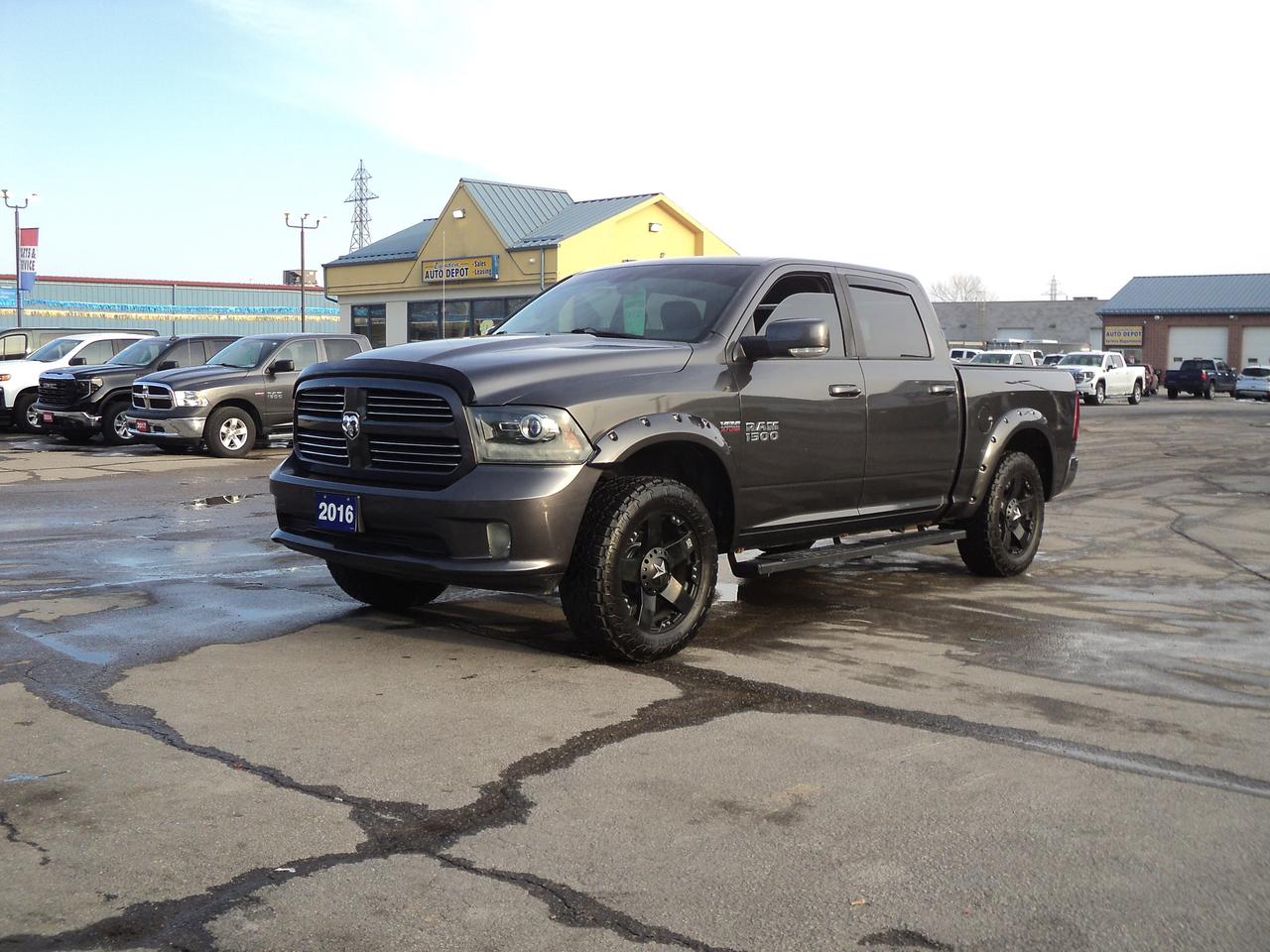 2016 RAM 1500 Sport CrewCab 4x4 5.7L8cylGas 5'5"Box HeatedSeats - Photo #1
