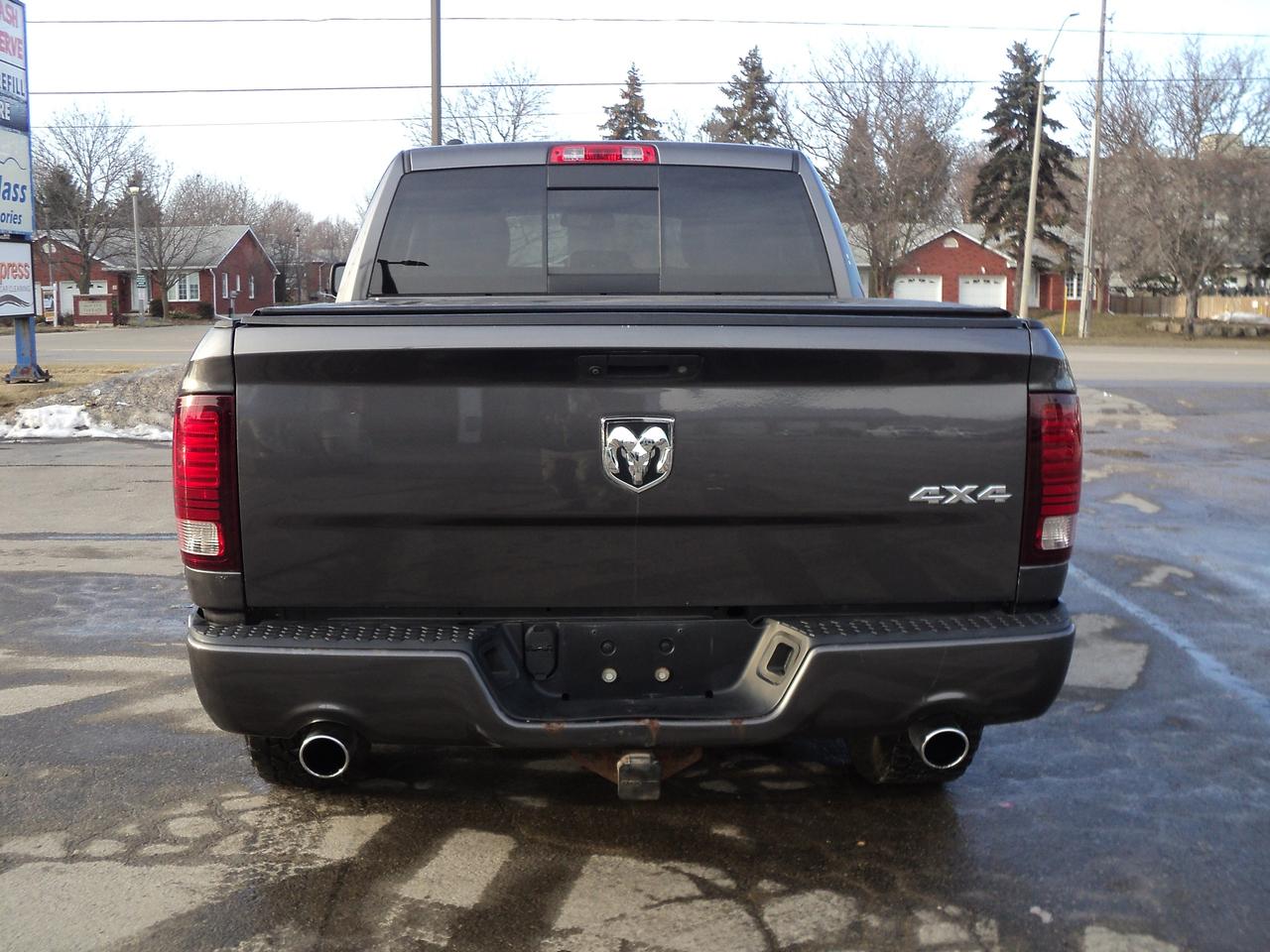 2016 RAM 1500 Sport CrewCab 4x4 5.7L8cylGas 5'5"Box HeatedSeats Photo