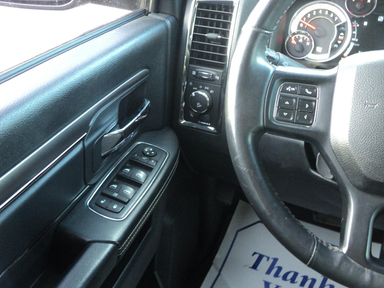 2016 RAM 1500 Sport CrewCab 4x4 5.7L8cylGas 5'5"Box HeatedSeats Photo