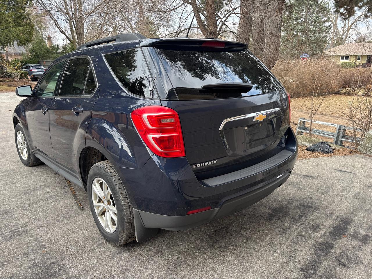 2017 Chevrolet Equinox LT Photo