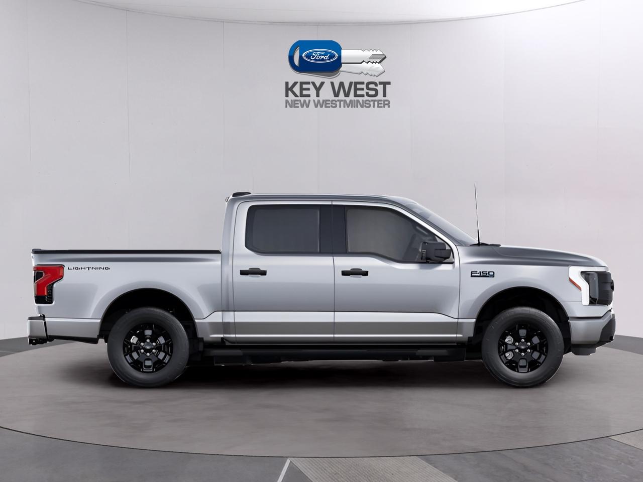 2025 Ford F-150 Lightning XLT Standard Range Battery 4WD SuperCrew 5.5' Box Photo4