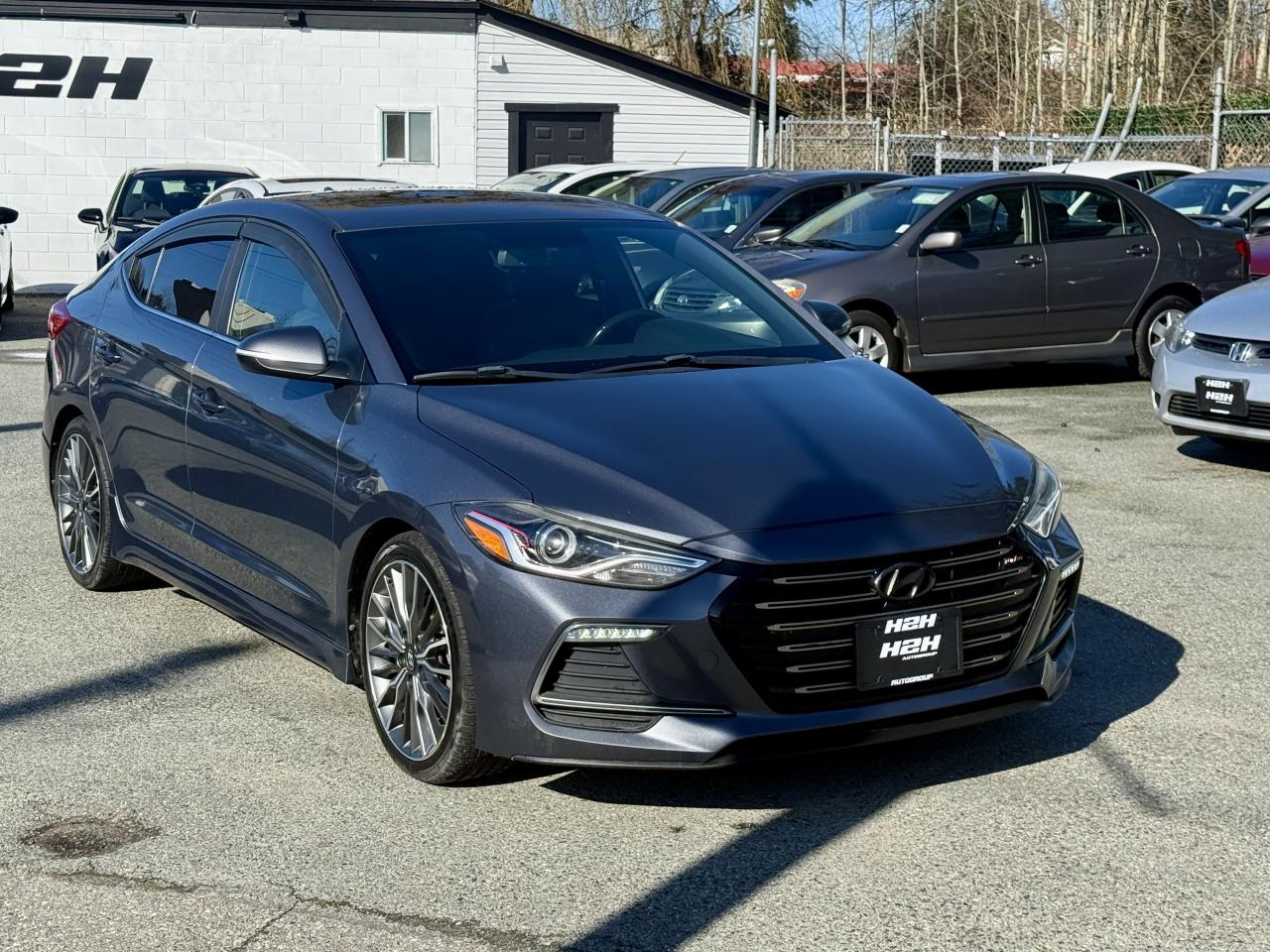 2017 Hyundai Elantra FINANCING AVAILABLE Photo3