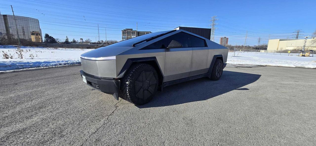 Used 2024 Tesla Cybertruck Foundation Series with FSD for sale in Ottawa, ON