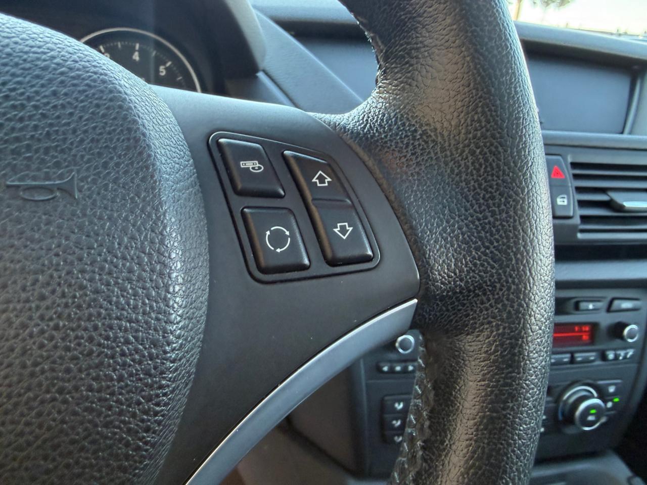 2012 BMW X1 28i Photo