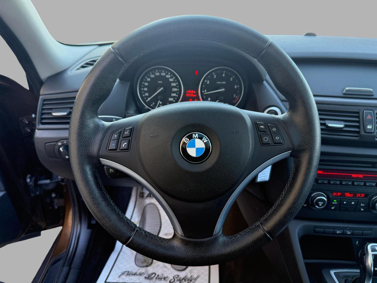 2012 BMW X1 28i Photo
