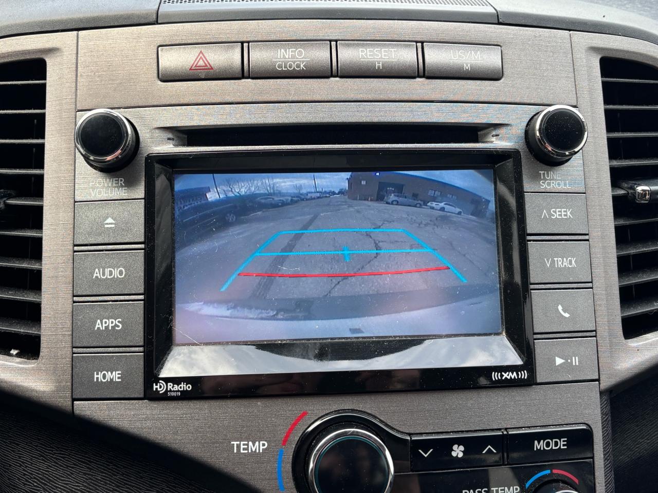 2015 Toyota Venza V6 AWD LE, Leather Photo