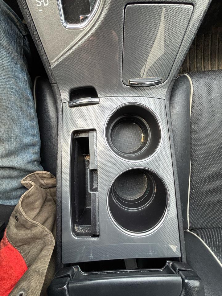 2015 Toyota Venza V6 AWD LE, Leather Photo