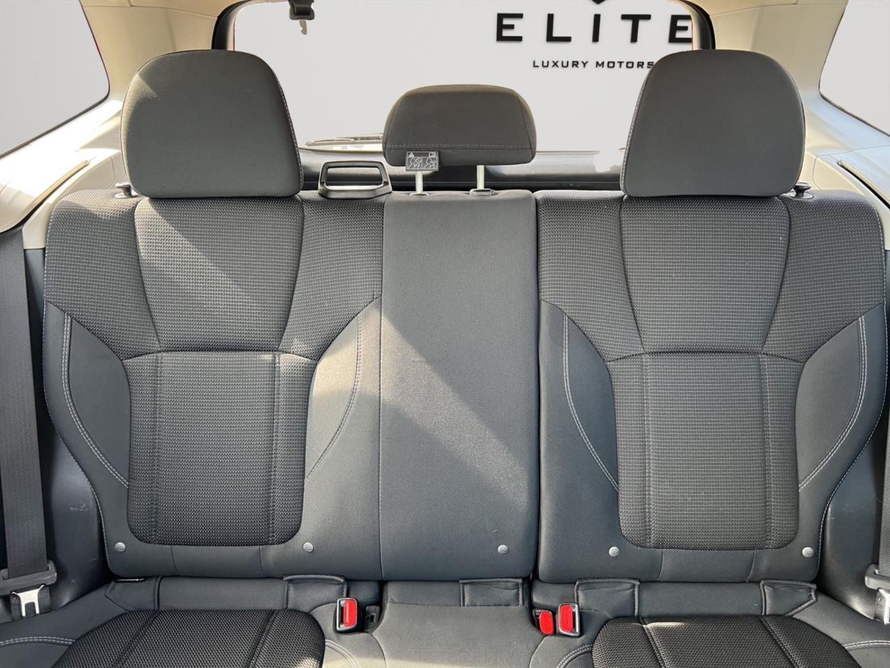 2019 Subaru Forester 2.5i - Reverse Camera - All Wheel !! Photo