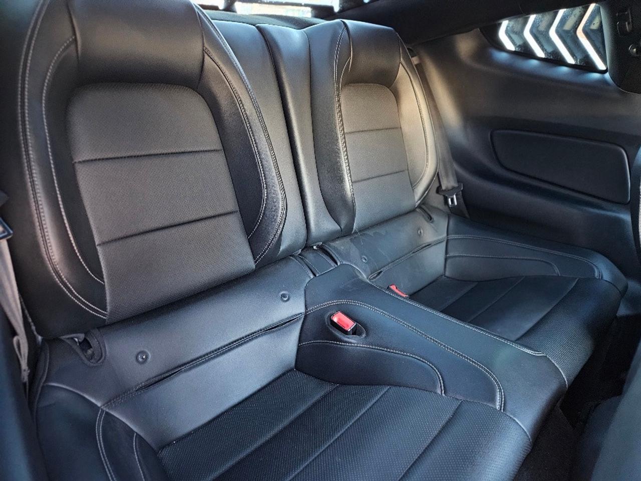 2018 Ford Mustang GT FASTBACK PREMIUM-DIGITAL CLUSTER-FULLY LOADED Photo