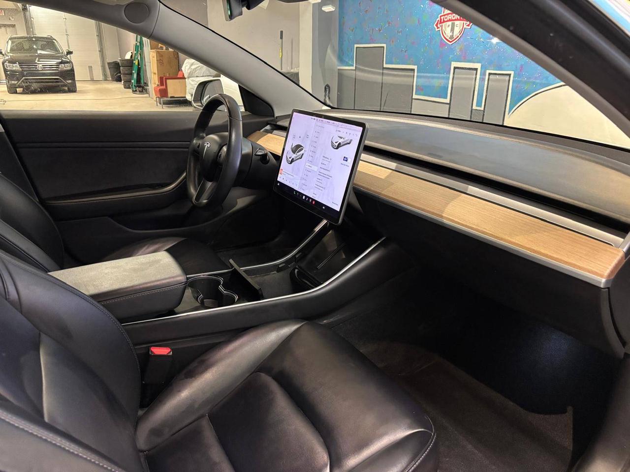 2018 Tesla Model 3 Long Range - ONE OWNER Photo