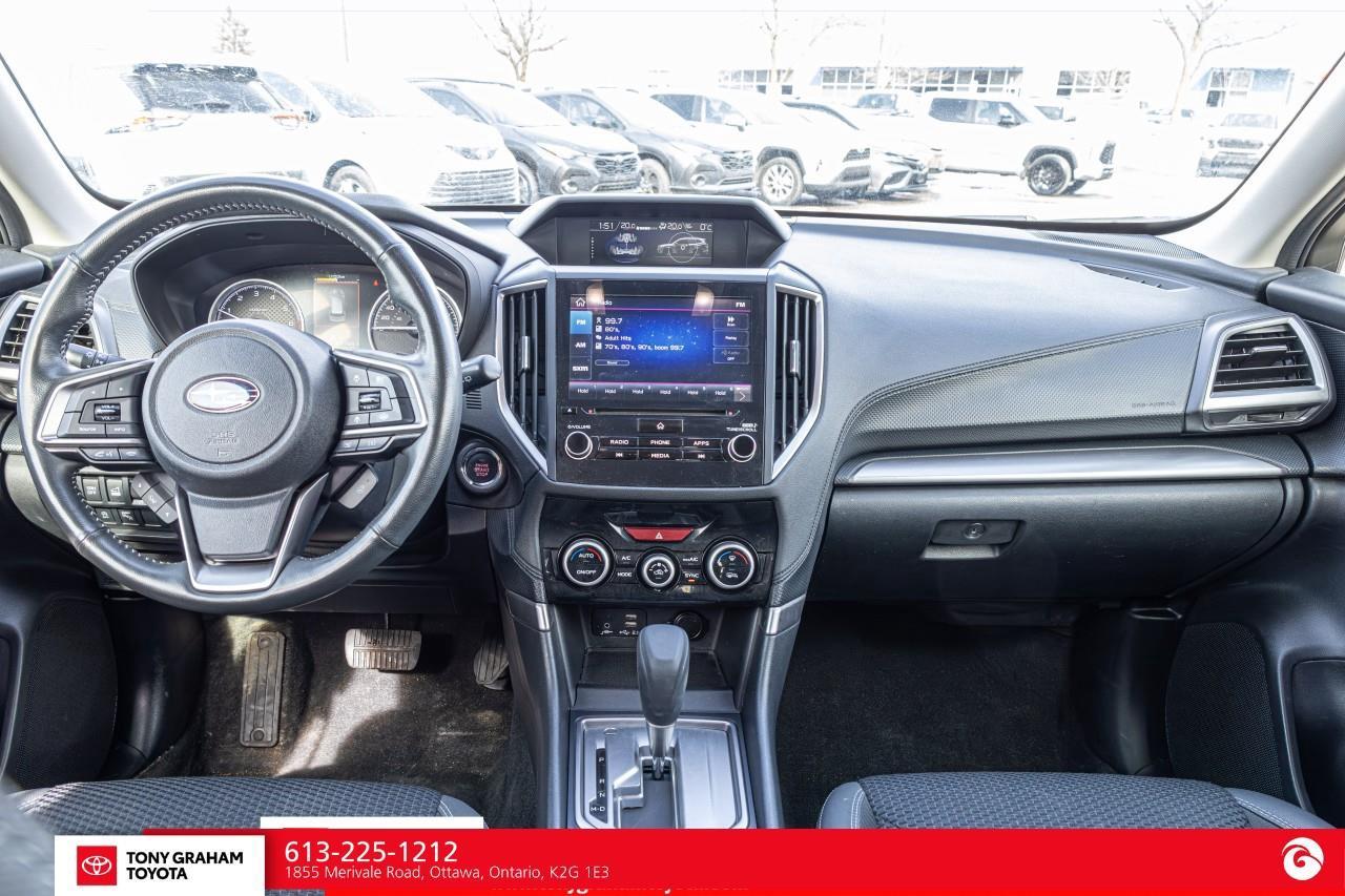 2023 Subaru Forester TOURING Photo