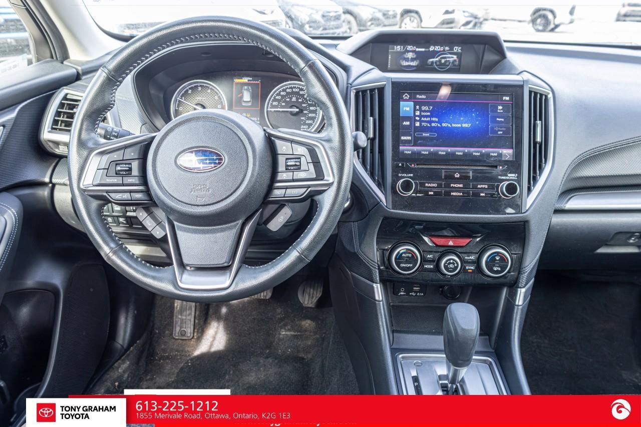 2023 Subaru Forester TOURING Photo