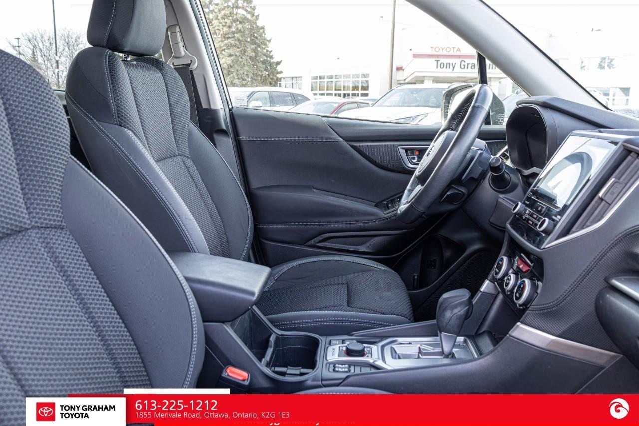 2023 Subaru Forester TOURING Photo
