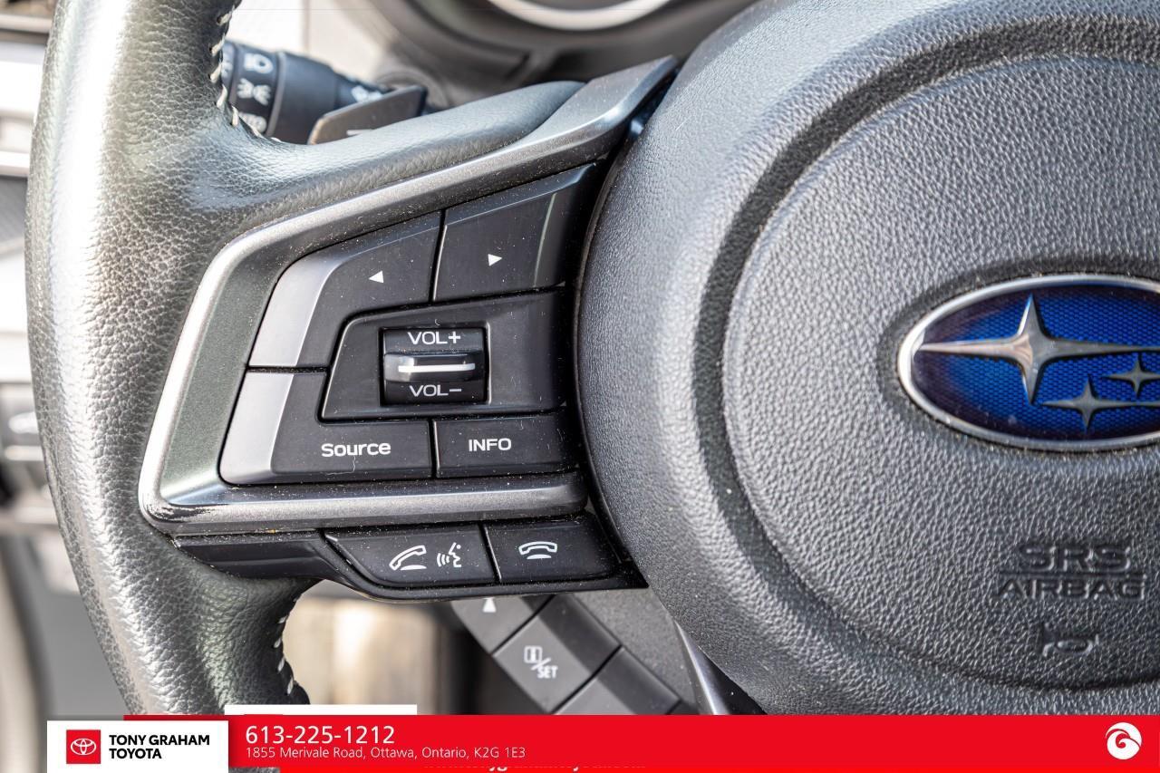 2023 Subaru Forester TOURING Photo