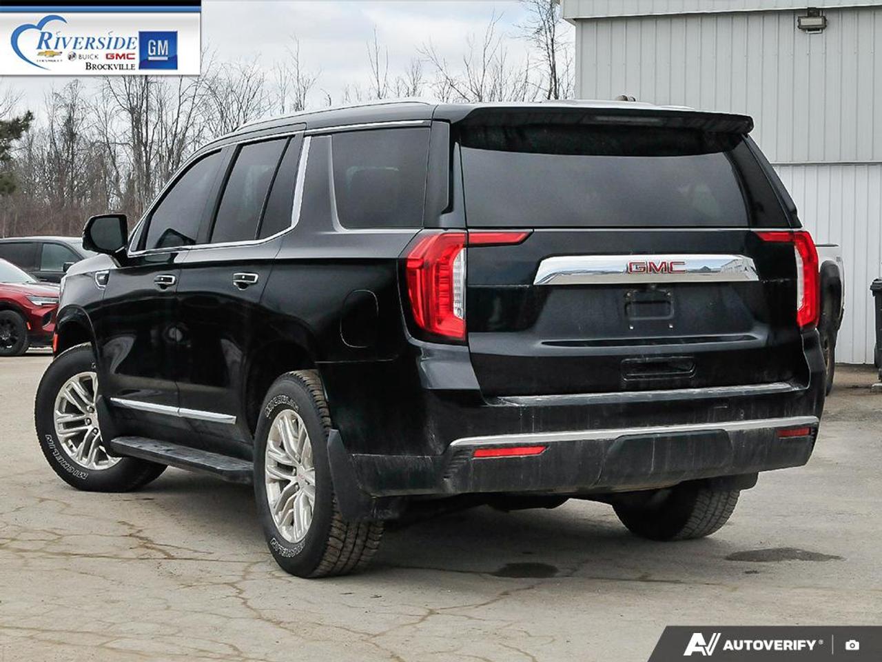 2021 GMC Yukon SLT Photo