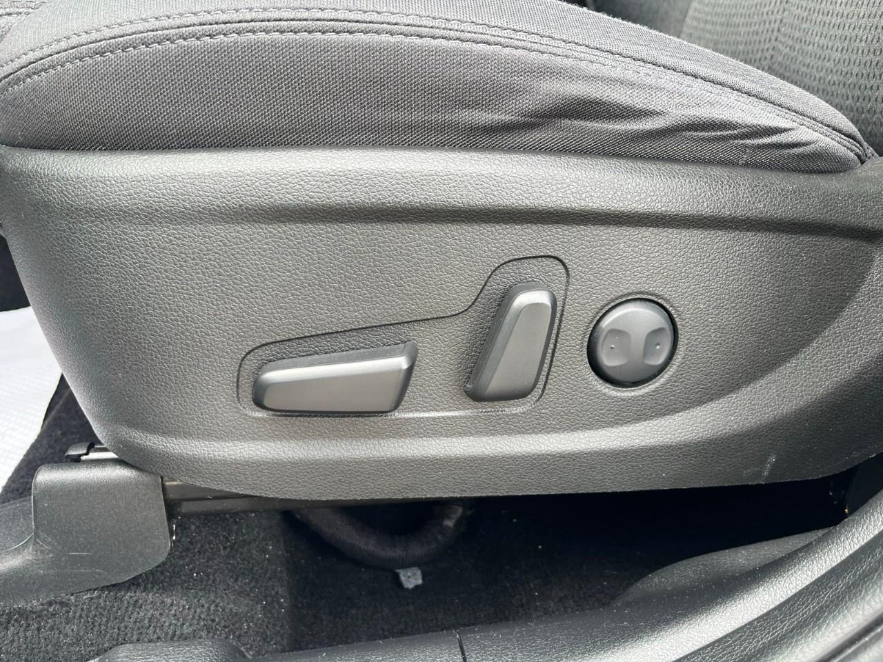 2023 Hyundai Santa Fe Preferred AWD Photo