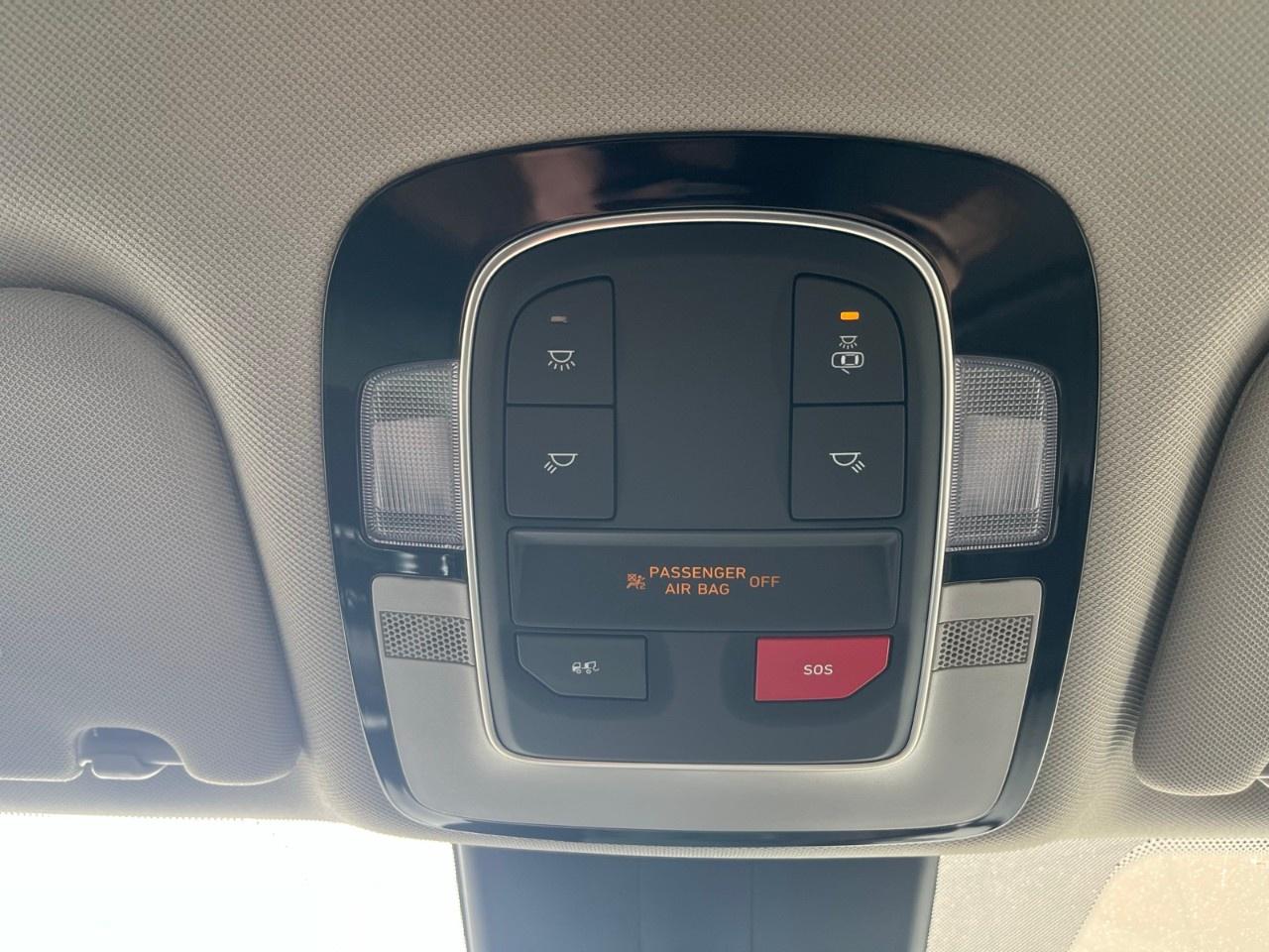 2023 Hyundai Santa Fe Preferred AWD Photo