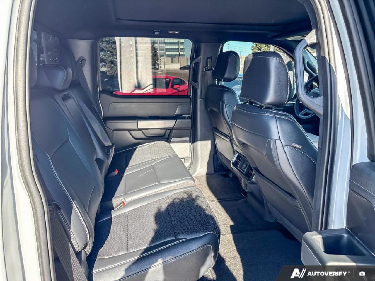 2025 Ford F-150 Lariat 501A|BLACK PKG|PANO|NO ACCIDENTS|1 OWNER| BOUGHT/S Photo