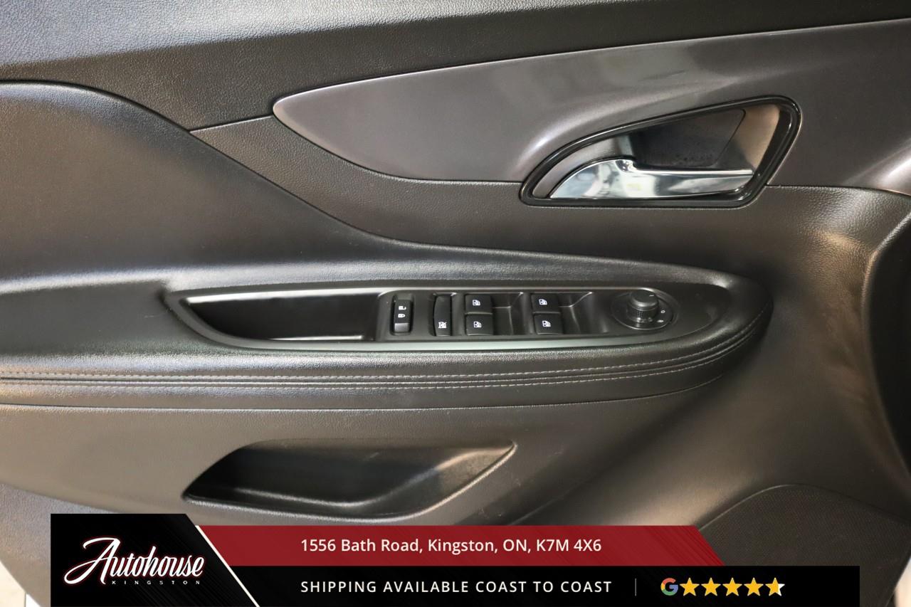 2019 Buick Encore Preferred APPLE CARPLAY & ANDROID AUTO - REARVIEW CAMERA Photo