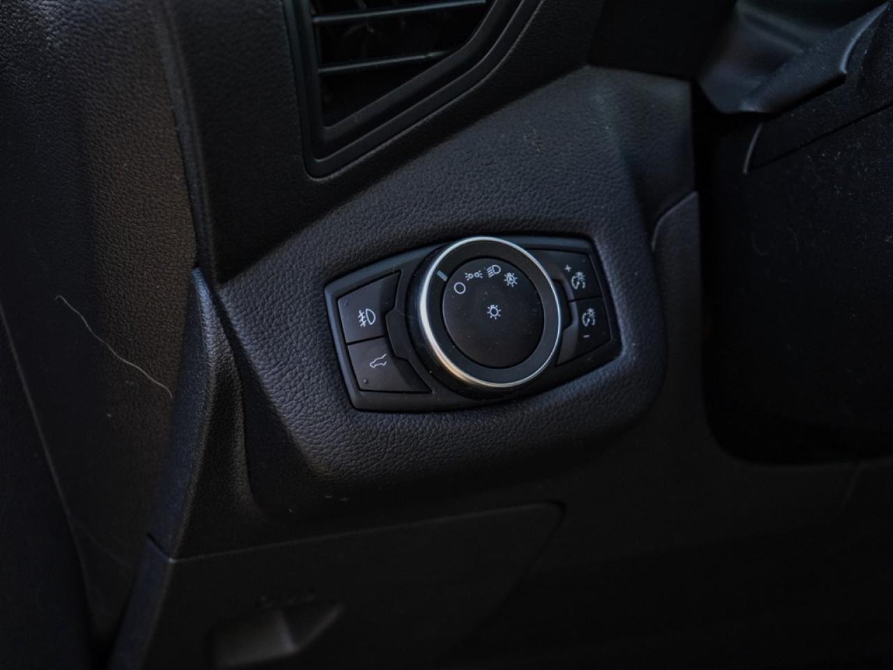 2019 Ford Escape SEL | 4WD | 1.5L | NAV | PWR LIFTGATE | ACTIVE X Photo