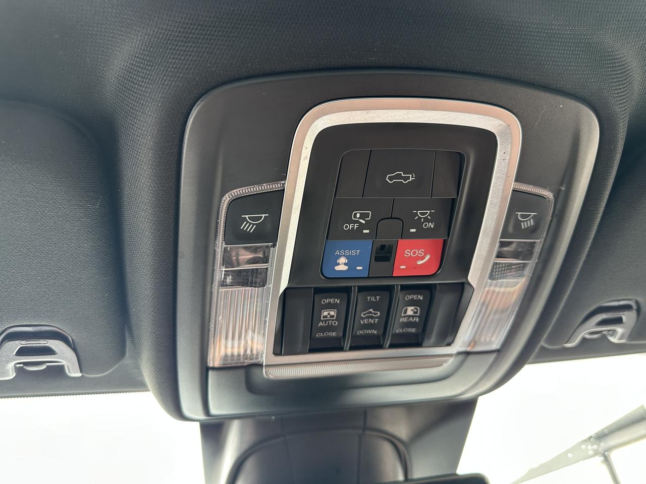 2021 RAM 3500 Limited Longhorn Photo