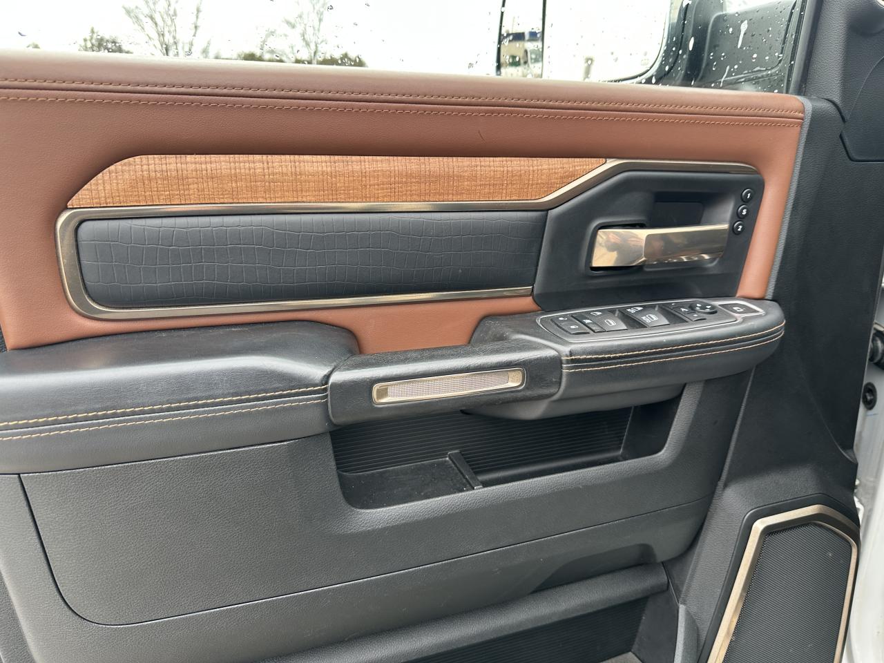 2021 RAM 3500 Limited Longhorn Photo