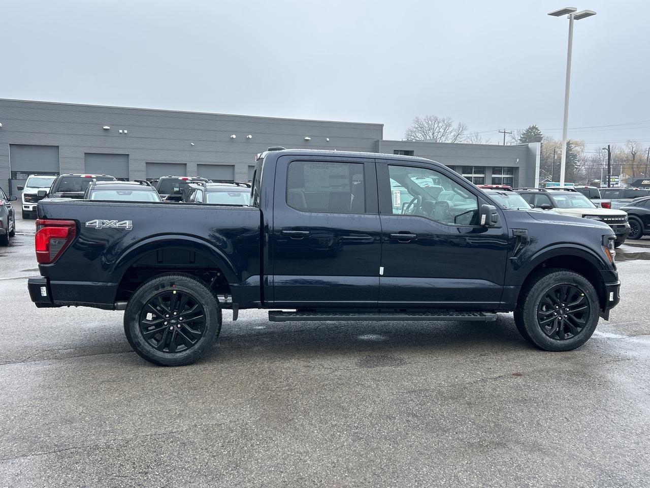 2026 Ford F-150 XLT 4WD SuperCrew 5.5' Box Photo3