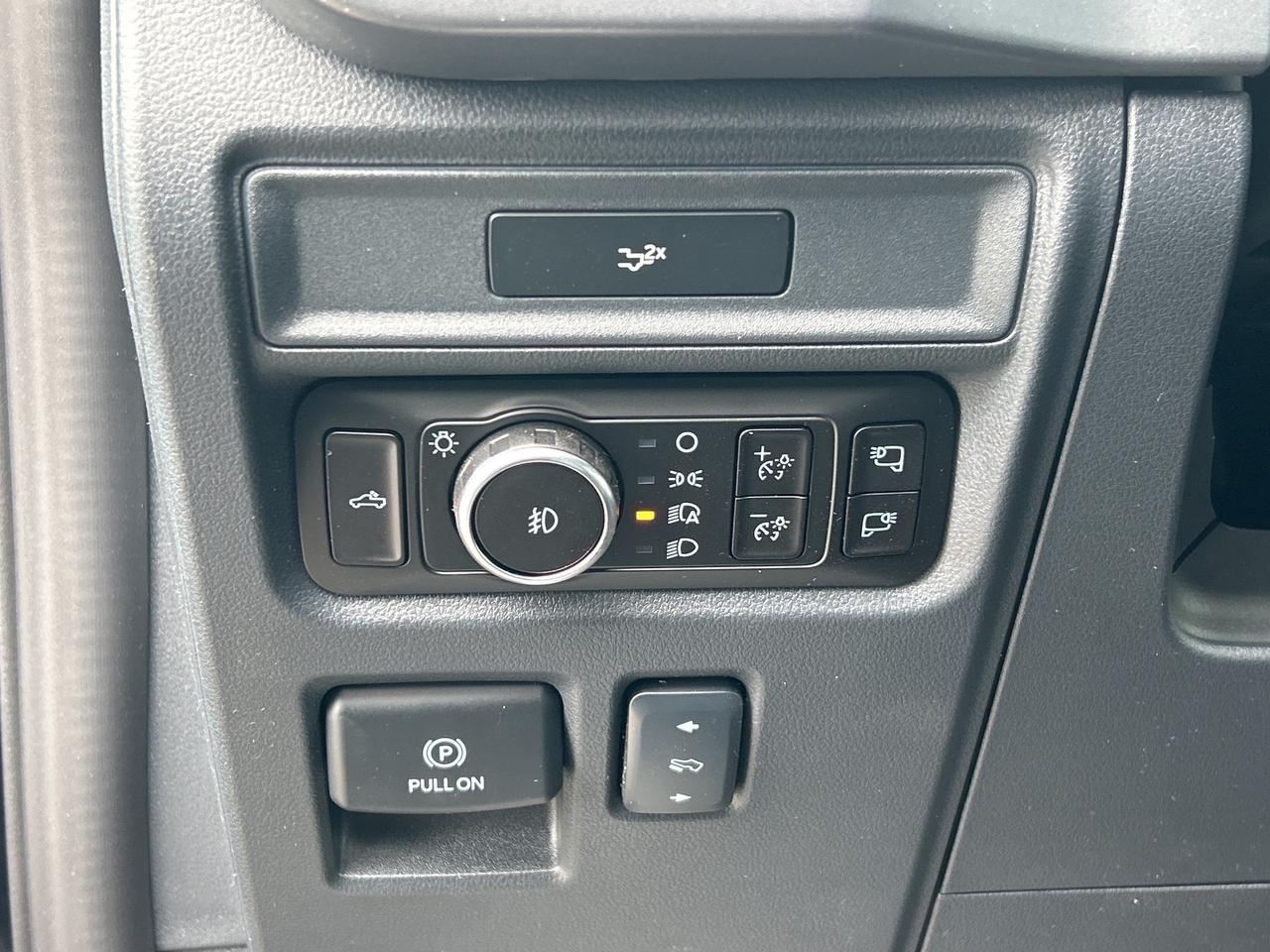 2026 Ford F-150 XLT 4WD SuperCrew 5.5' Box Photo