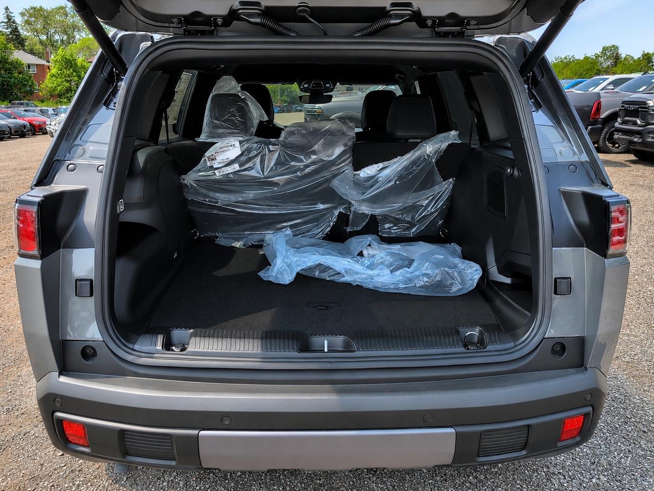 2026 Jeep Cherokee LIMITED 4x4 | Turbo HYBRID | Leather | Tech Grp Photo
