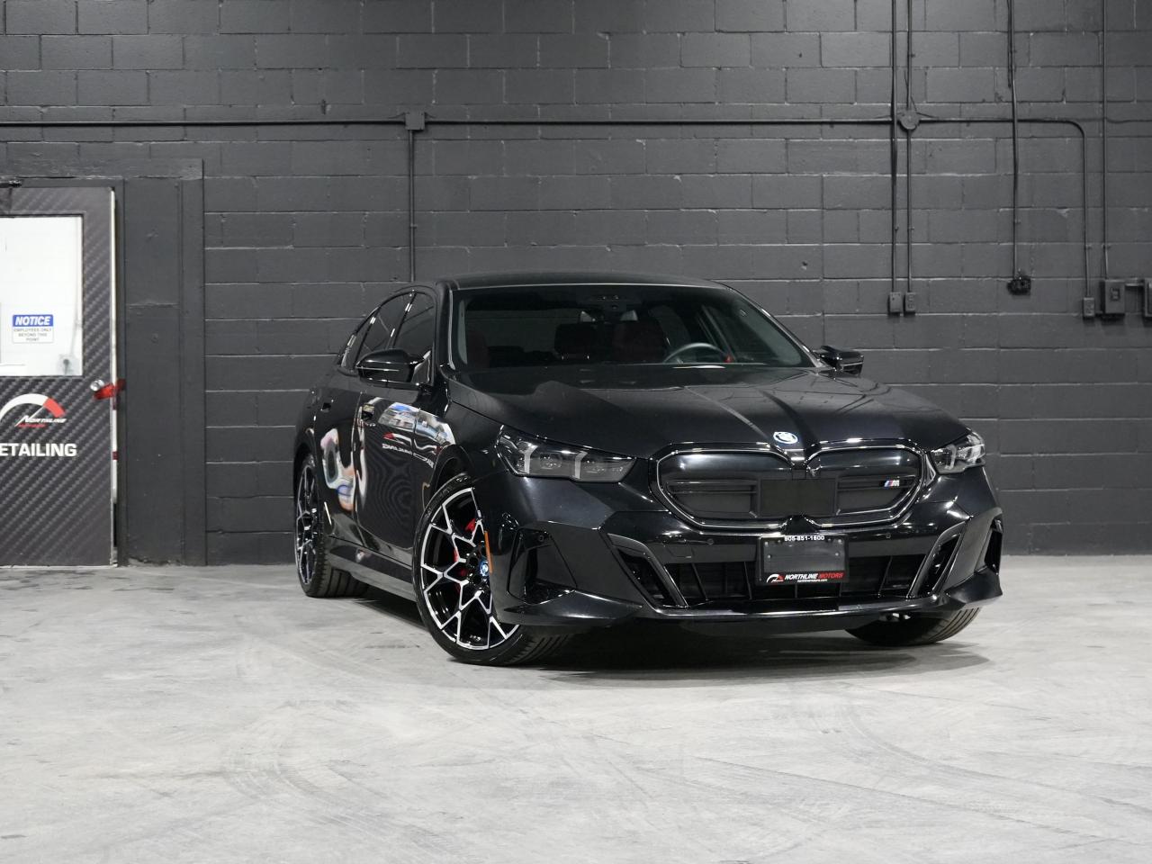 2024 BMW i5 M60 xDrive|HUD|PANO|360CAM|FULLY LOADED|NOACCIDENT Photo