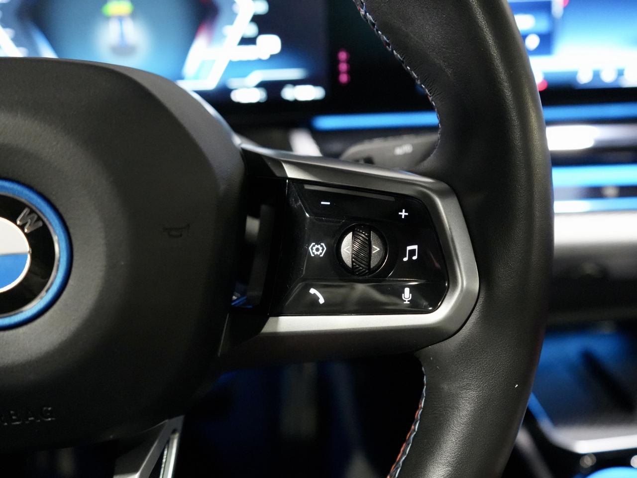 2024 BMW i5 M60 xDrive|HUD|PANO|360CAM|FULLY LOADED|NOACCIDENT Photo