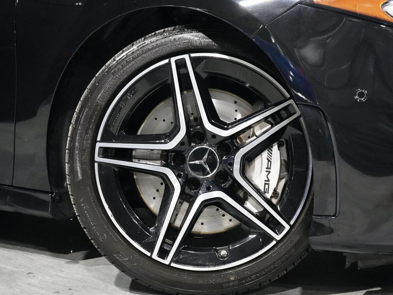 2022 Mercedes-Benz A-Class AMG A 35 4 MATIC|HATCH|PANO|360 CAM|1-OWNER|NAV Photo3